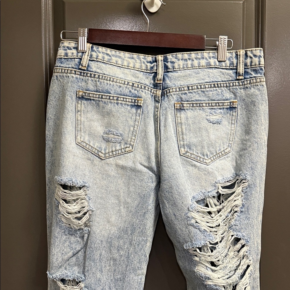 Trendy Light Blue Distressed Women's Jeans - Picture 7 of 10